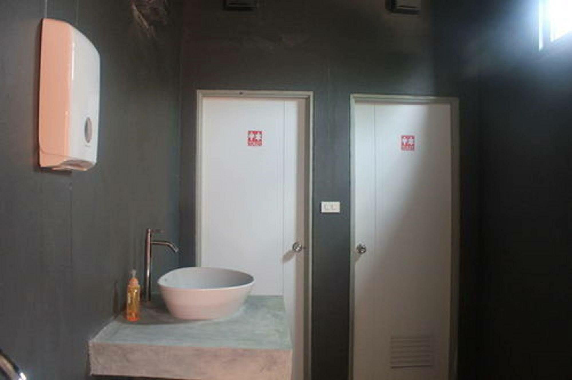 Pi Coco Hostel Bãi biển Chaweng Ngoại thất bức ảnh